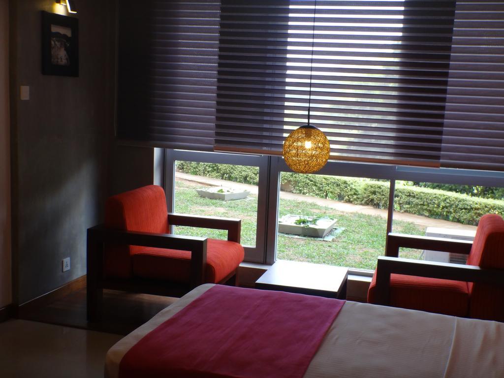 Hotel Topaz Kandy Kültér fotó