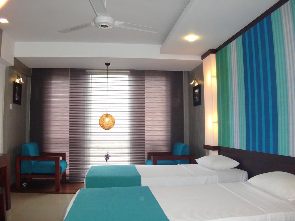 Hotel Topaz Kandy Kültér fotó