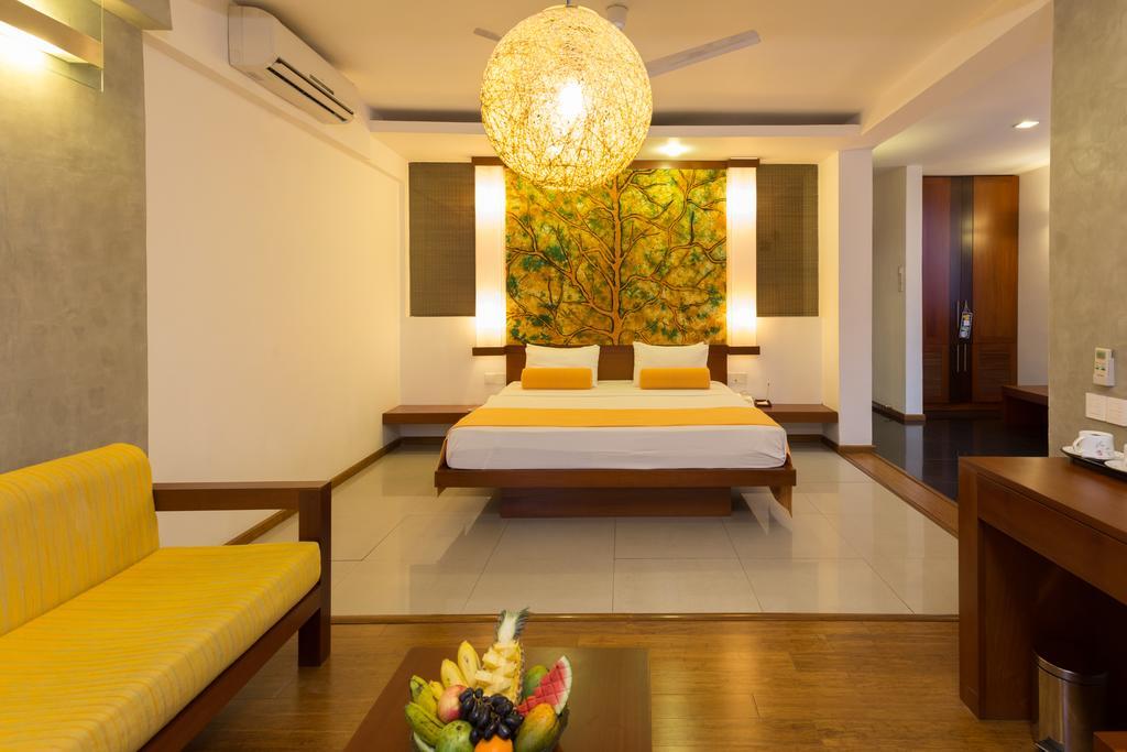 Hotel Topaz Kandy Kültér fotó